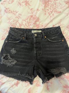 (Category: ) located in . Submitted by jusbuns (Listing ID 1336734215, Image 1). Description: .