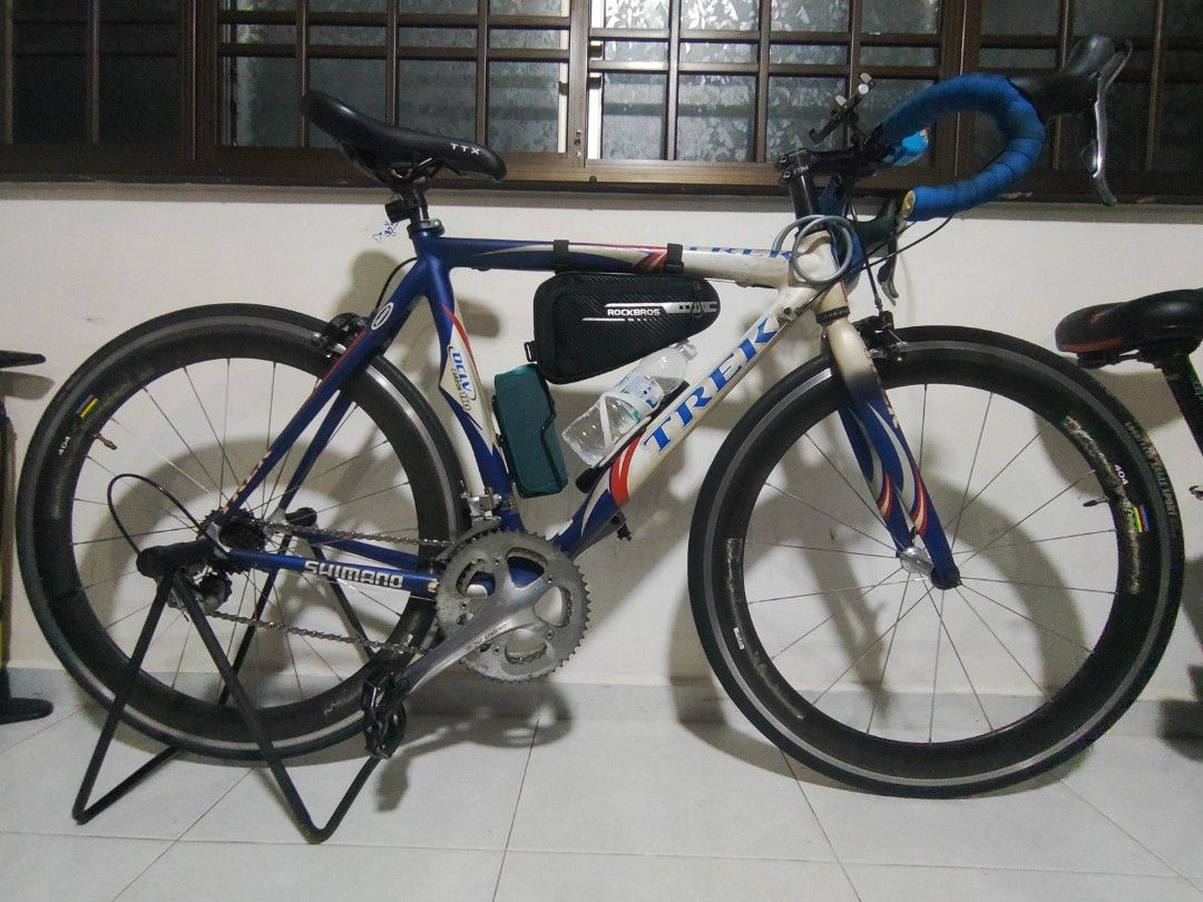 Trek madone oclv carbon 110 deals