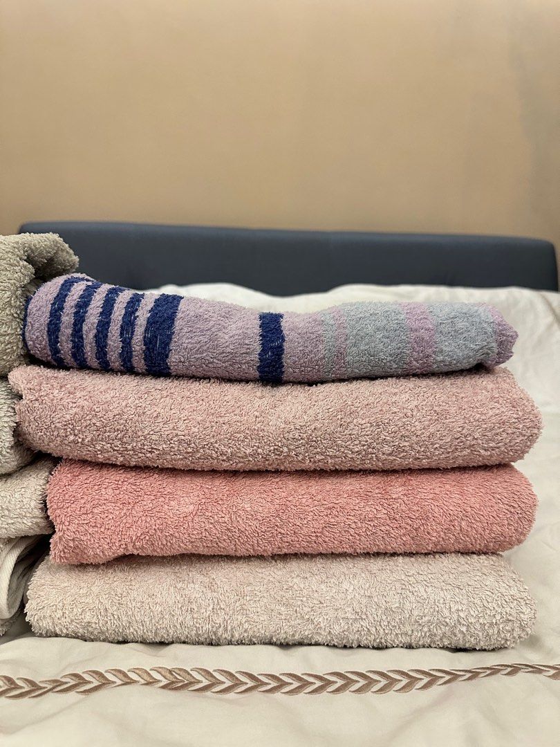 Used Bath Towels Furniture Home Living Bedding Towels on Carousell