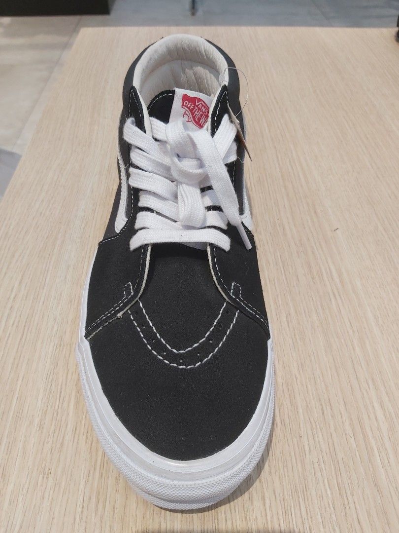 Vans Vault Og Sk8-Mid Lx (Category: Sneakers) located in Cainta. Submitted by rylo7 (Listing ID 1336686196, Image 3). Description: Brand new Vans Vault Og Sk8-Mid Lx Complete with box, tag and inserts Color: Black and White Size: 10 US / 43 EUR SRP: P8,498 with price tag Selling price P3,499 only Guaranteed Authentic and Legit! Pm if interested Loc Cainta, Rizal.