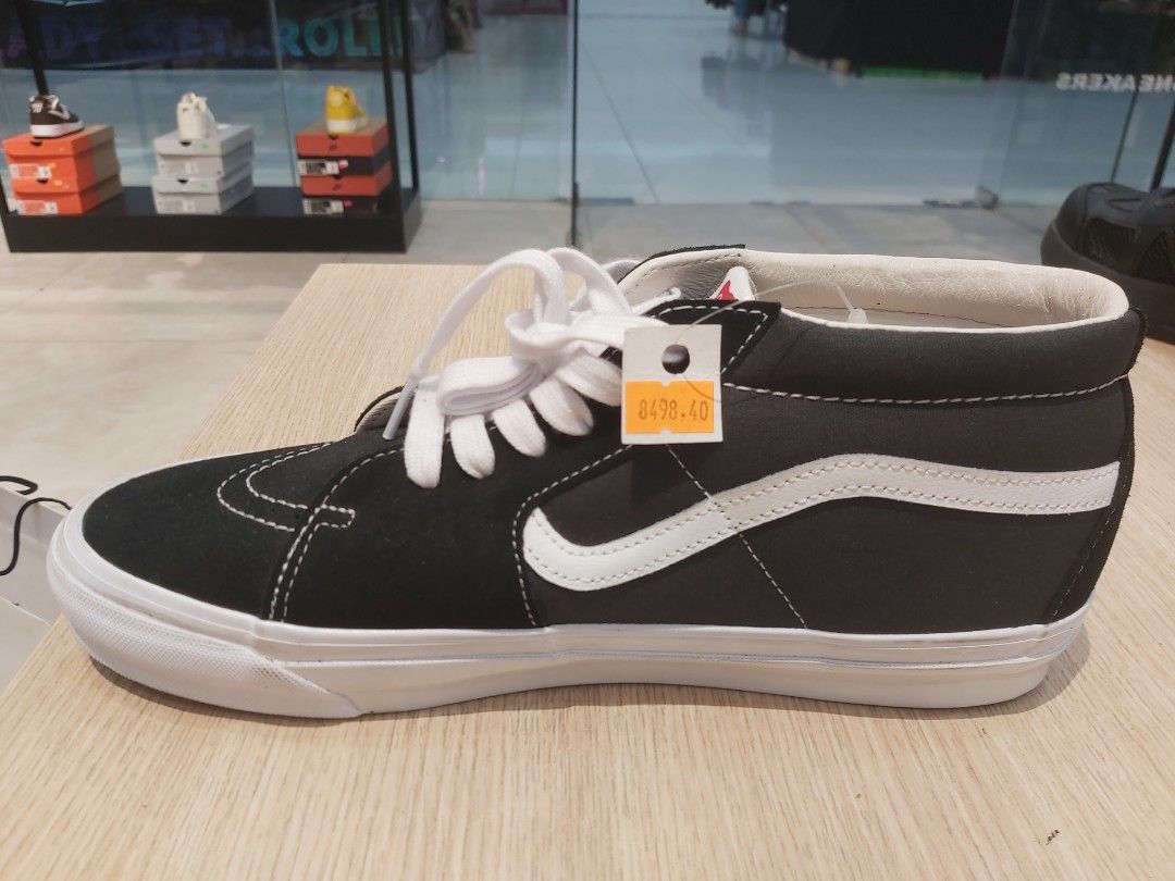 Vans Vault Og Sk8-Mid Lx (Category: Sneakers) located in Cainta. Submitted by rylo7 (Listing ID 1336686196, Image 2). Description: Brand new Vans Vault Og Sk8-Mid Lx Complete with box, tag and inserts Color: Black and White Size: 10 US / 43 EUR SRP: P8,498 with price tag Selling price P3,499 only Guaranteed Authentic and Legit! Pm if interested Loc Cainta, Rizal.
