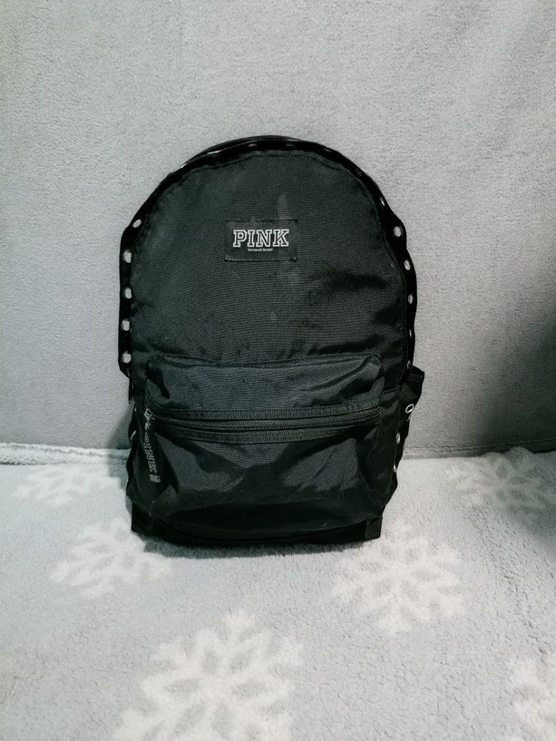 Victoria's Secret Pink Campus Backpack (Category: Backpacks) located in Zaragoza. Submitted by retrorelicsbliss (Listing ID 1336795698, Image 1). Description: Ganda din nito and dami compartment, check pics for more details. POSTED PRICE IS THE LAST PRICE, WILL NOT ENTERTAIN THOSE WHO ASKING FOR LP. Manage your expectations, ukay po ang mga ito. Color may vary due to lighting. Salamat..