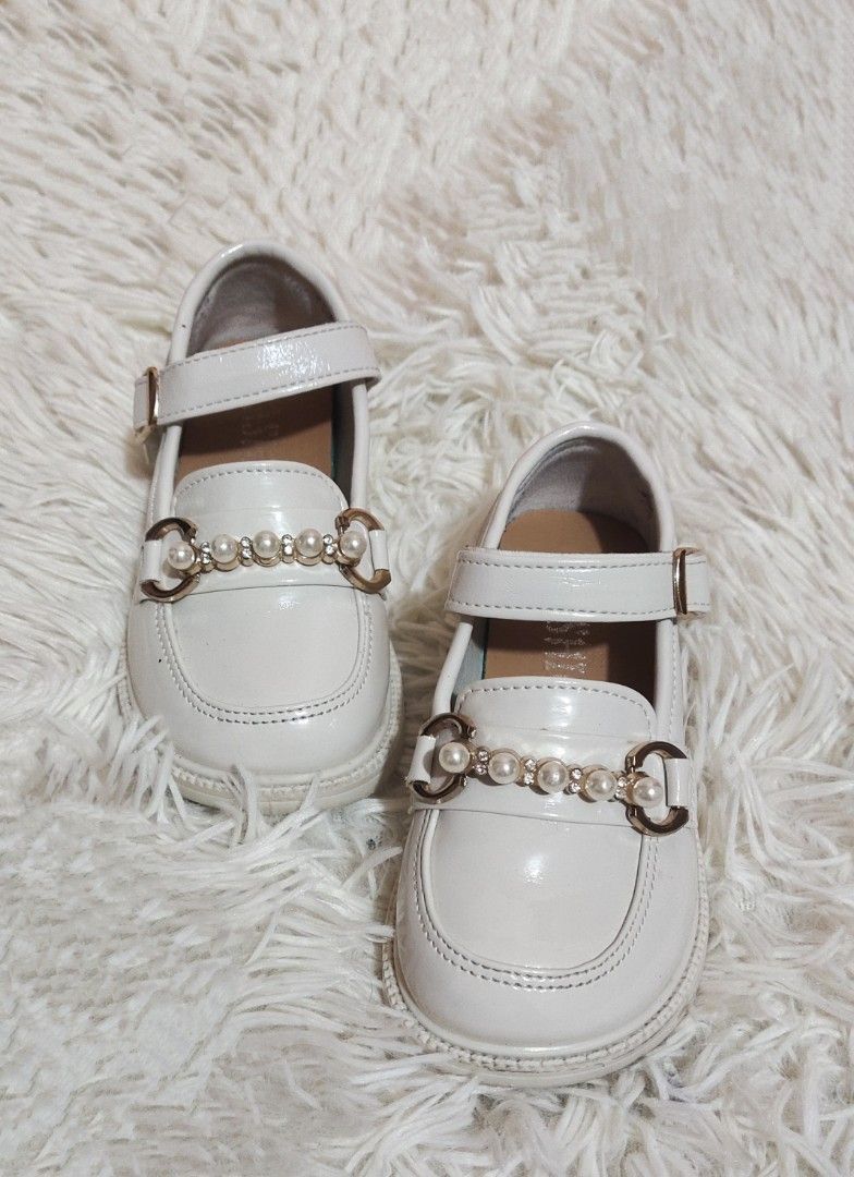 Vintage childrens shoes on sale
