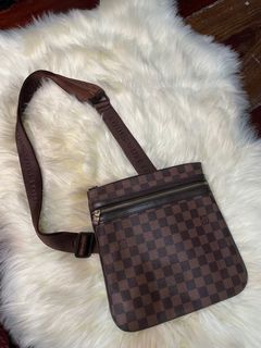 (Category: ) located in . Submitted by 79shop (Listing ID 1336858125, Image 1). Description: .
