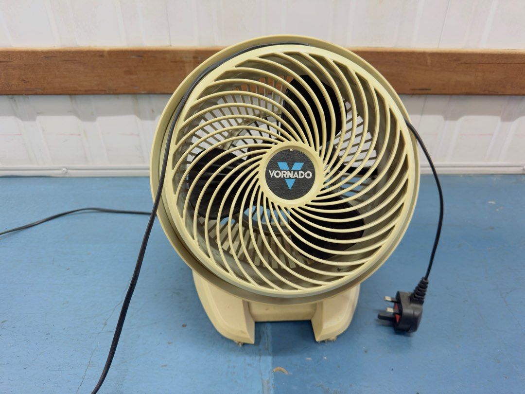 Vornado Fan Furniture Home Living Lighting Fans Fans on Carousell