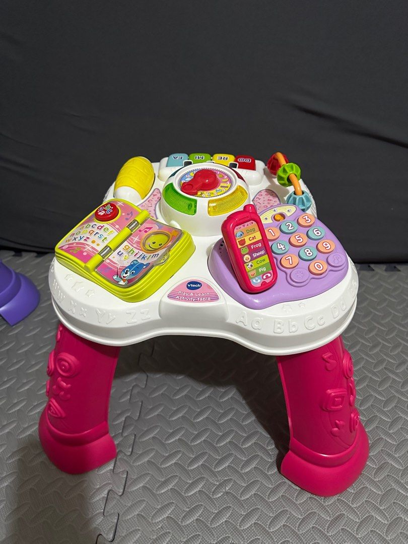 Vtech sit to stand play and learn activity table (Category: Infant Playtime) located in Cavite. Submitted by babyandkidsthriftshop (Listing ID 1336680397, Image 2). Description: Vtech play and learn activity table - PRELOVED - Best for ages: 6 to 36 months The Sit-to-Stand™ Learn & Discover Table grows with your child, transforming from a floor toy into a two-way learning table. Your child can grow and develop using the interactive electric panel