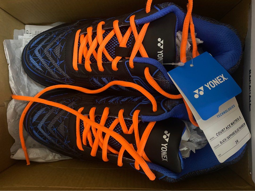 Yonex matrix badminton shoes online