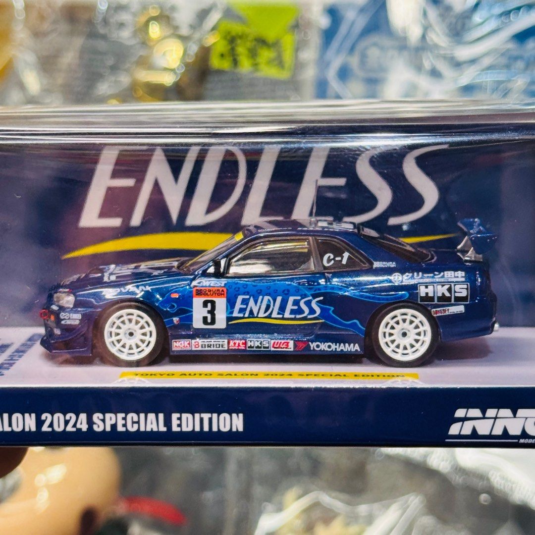 Modèle Réduit Nissan Skyline GT-R R34 #3 Endless Advan – INNO64 1:64, Tokyo Auto Salon 2024 !