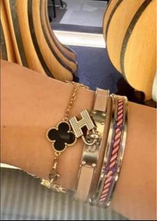 (Category: ) located in . Submitted by penchantforprettythings (Listing ID 1337054576, Image 1). Description: .