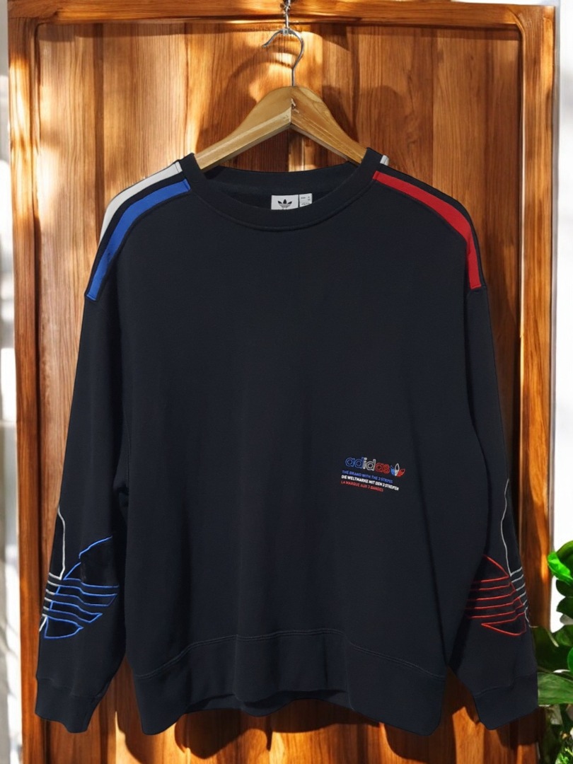Adicolor Tricolor Trefoil Velvet Sweatshirt