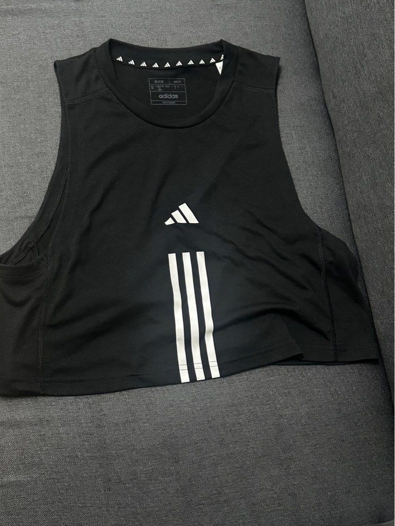 Adidas Muscle Tee Tank Top size M (Category: Activewear) located in Taguig. Submitted by toastedfaye (Listing ID 1337007241, Image 3). Description: Loose fit!.