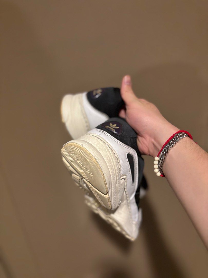 Adidas Yung 96 Black/White Size US Ukuran 42 (Mirip Adidas Raf