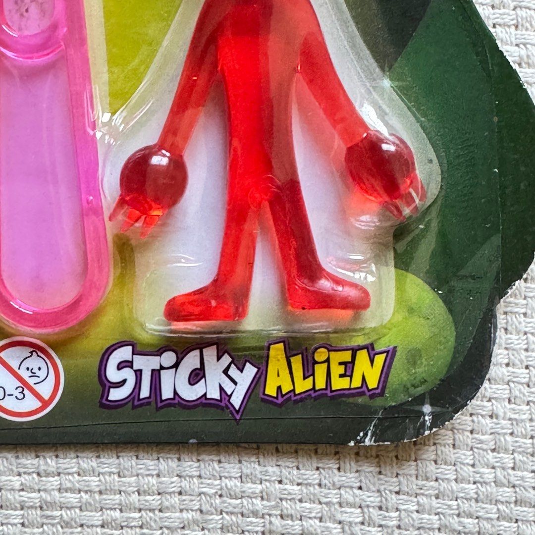Sticky Alien Alien Slingshots, Hobbies & Toys, Toys & Games on Carousell
