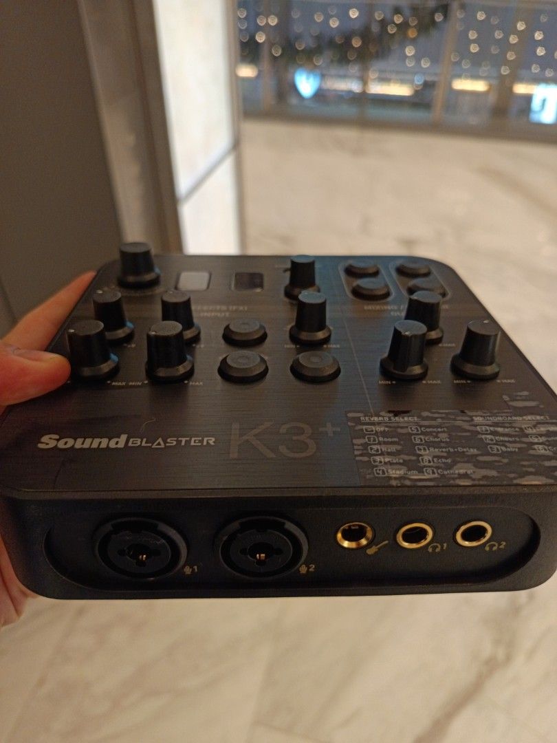 Audio interface (Category: Other Audio Equipment) located in Singapore. Submitted by jonkhoo78 (Listing ID 1336887076, Image 4). Description: .