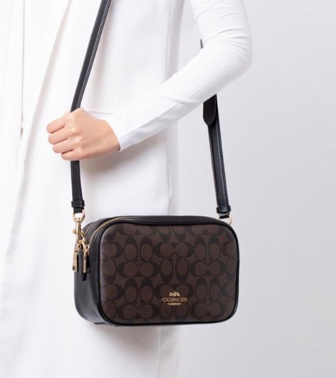Authentic Coach Jes Crossbody In Signature Canvas Women s Crossody Bag Luxury Bags Wallets on Carousell