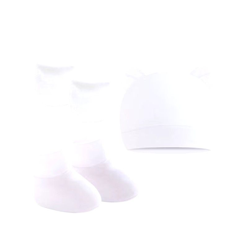 Baby Bonnet, Socks and Gloves (Category: Babies & Kids Fashion) located in Taguig. Submitted by rai.a.c (Listing ID 1337048537, Image 1). Description: .