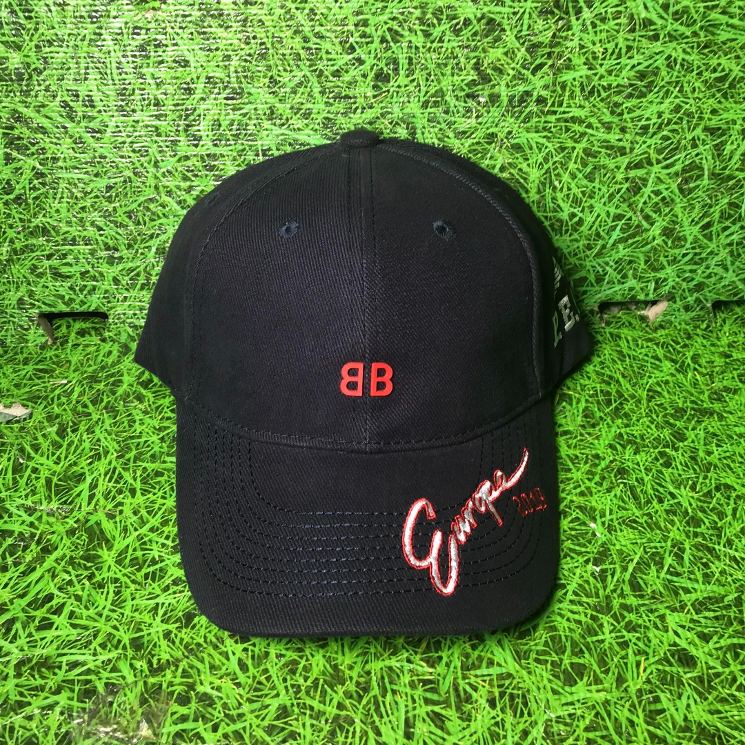 Balenciaga bb europe 2018 hat 2025