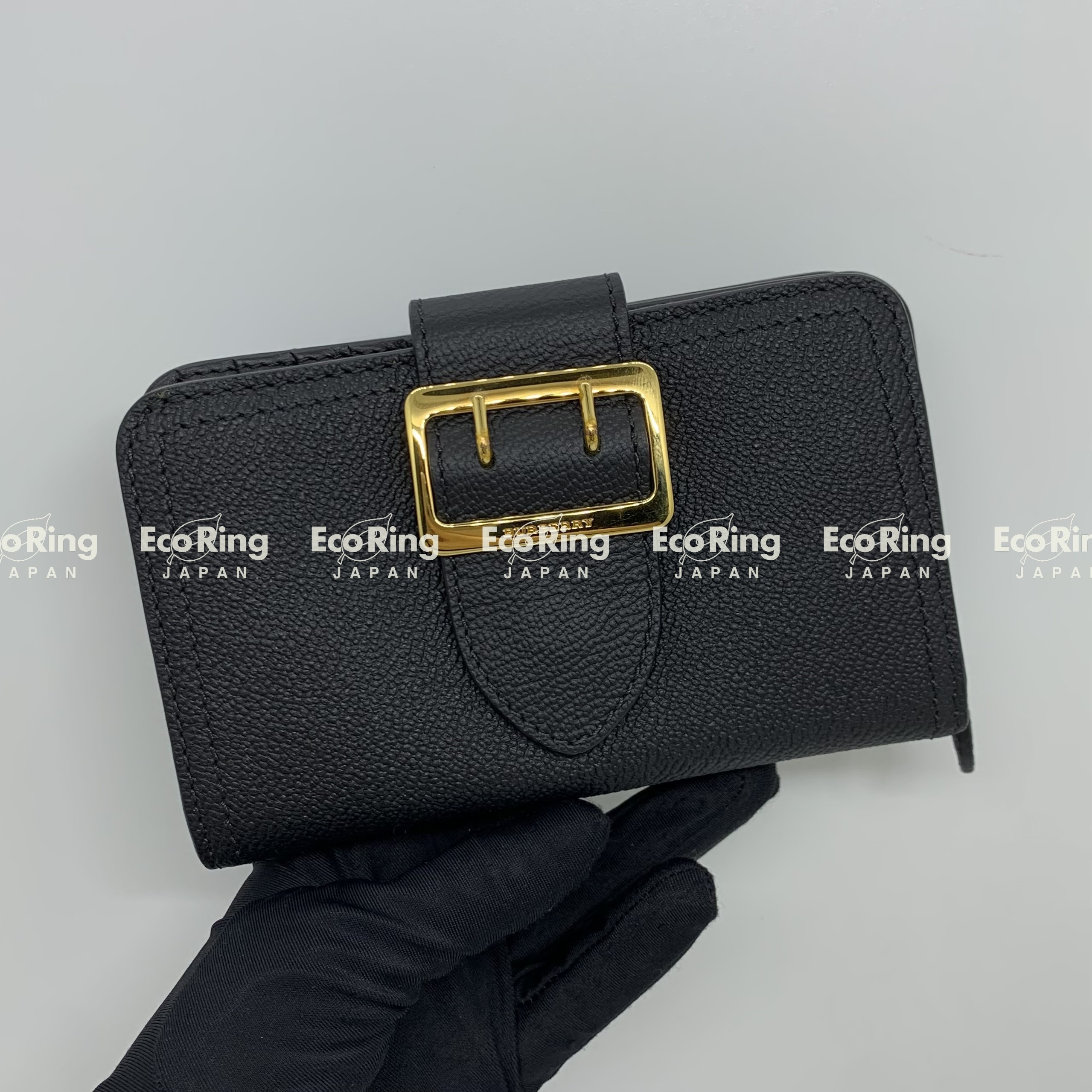 BURBERRY BLACK GOLD BUCKLE WALLET 247060486 AL