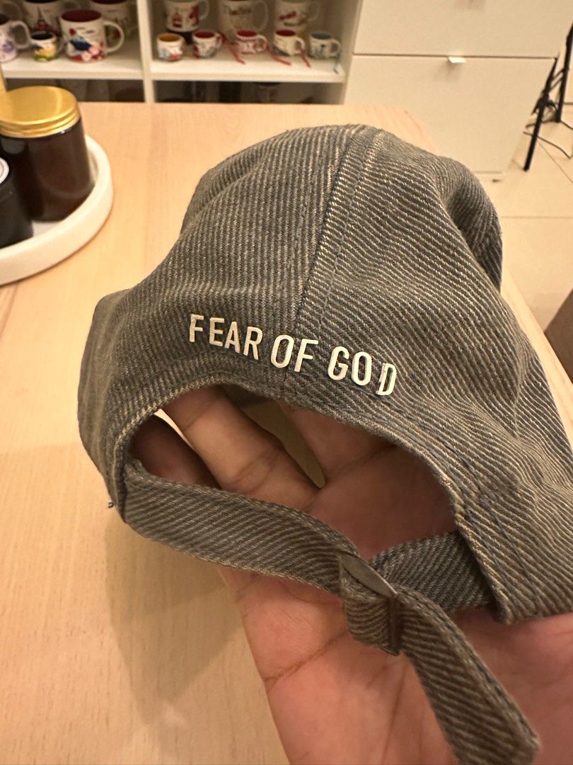 CAP ESSENTIALS (Category: Caps & Hats) located in Pasig City. Submitted by mbandco (Listing ID 1337040821, Image 3). Description: bought in bangkok. veey good condition. Denim fabric in Gray.