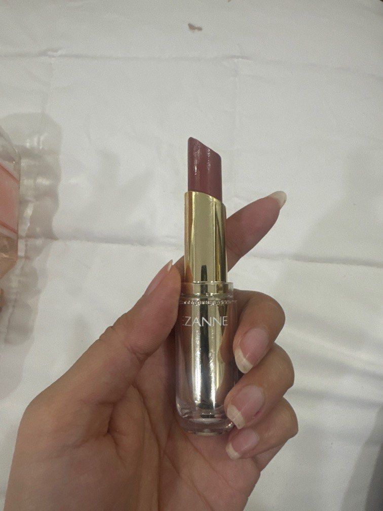 Cezanne lipstick (Category: Makeup) located in Quezon City. Submitted by destashingmycloset (Listing ID 1336872165, Image 1). Description: .