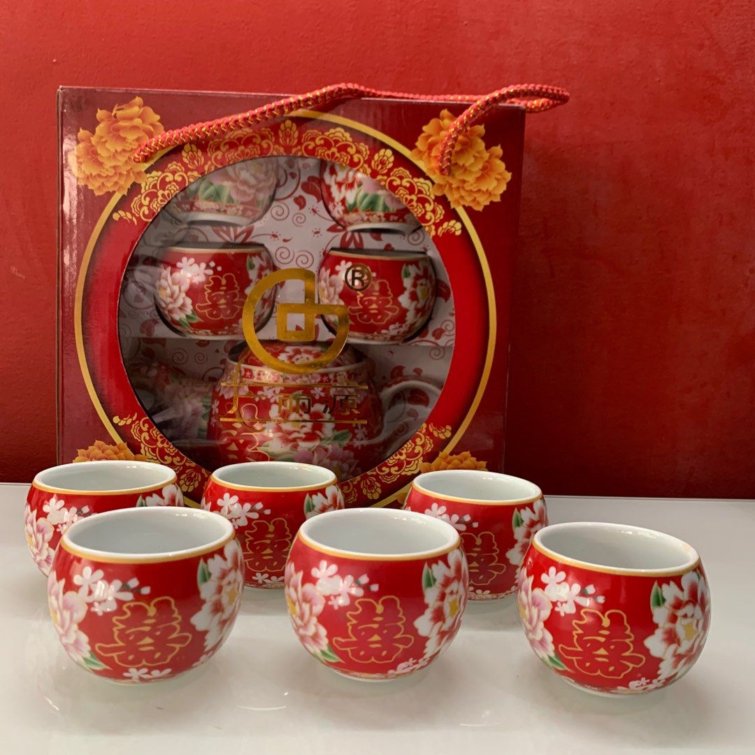 Chinese Teapot Set (Category: Coffee & Tea Tableware) located in Manila. Submitted by coolandchic (Listing ID 1328894374, Image 2). Description: .