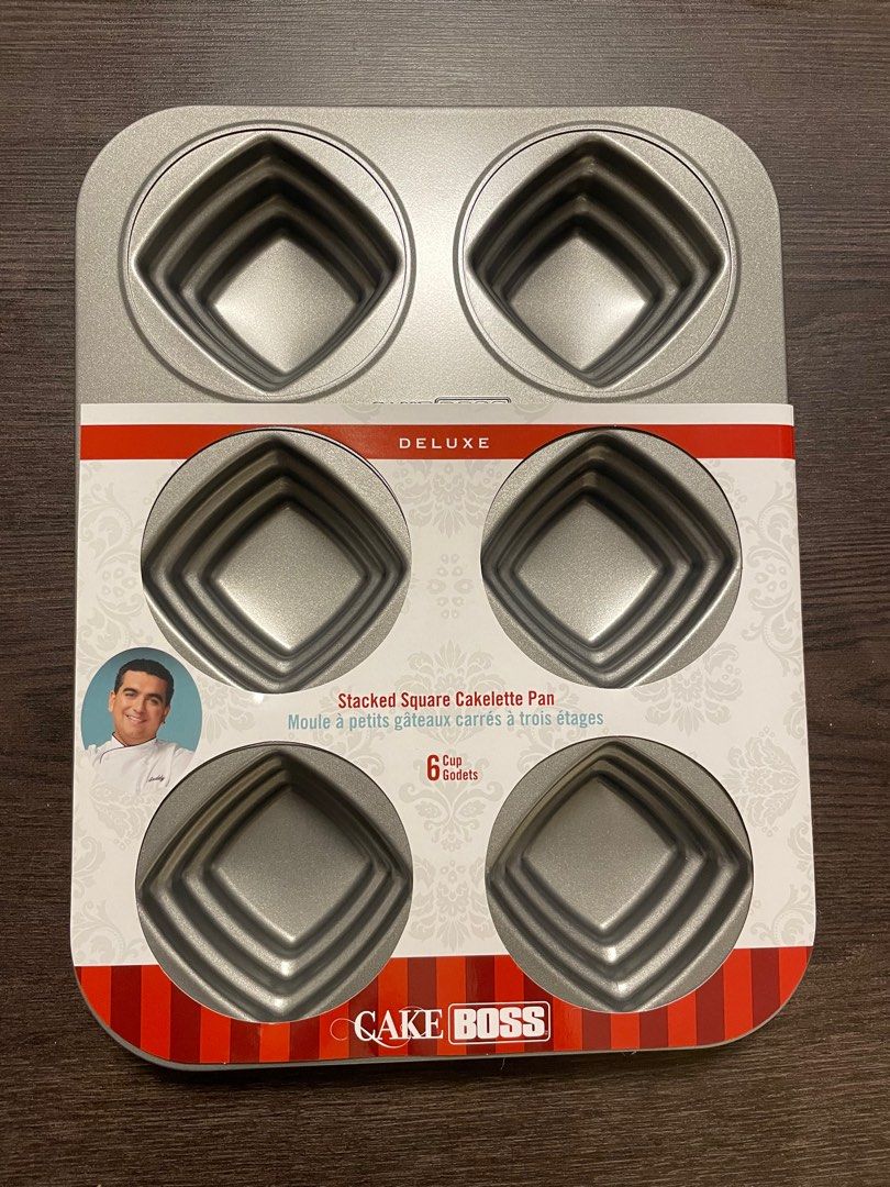 Cupcake pan (Category: Bakeware) located in Mandaluyong City. Submitted by mclldmrl (Listing ID 1336945763, Image 1). Description: 20 pcs available.