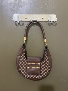 (Category: ) located in . Submitted by preloved.syanticks (Listing ID 1337033026, Image 1). Description: .
