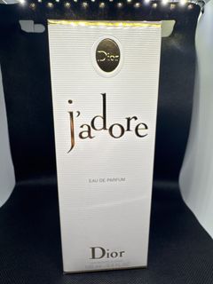 (Category: ) located in . Submitted by parfumparagon (Listing ID 1337018382, Image 1). Description: .