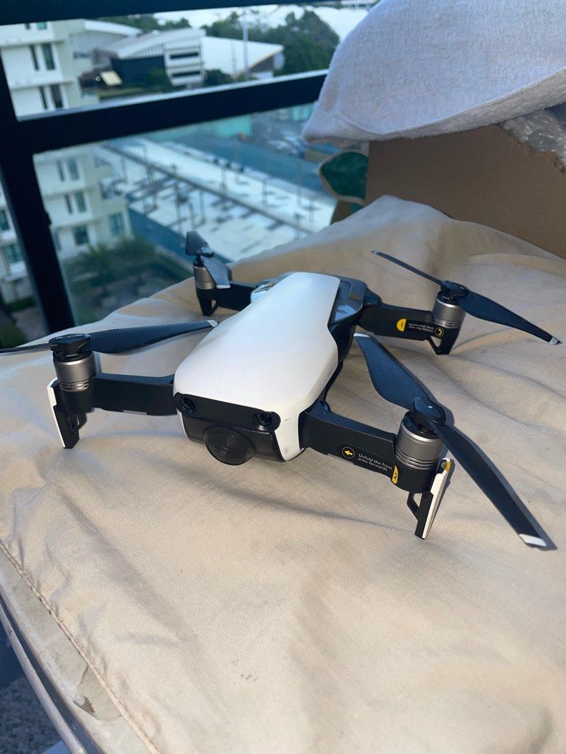 DJI MAVIC AIR (Category: Drones) located in Mandaluyong City. Submitted by itsjustjane13 (Listing ID 1337035819, Image 3). Description: DJI Mavic Air With 3 Batteries Controller Original Box Remote No charger No Type C connector for controller 15,000 asking price Negotiable! Pm for more info With 3 Batteries Controller Original Box Remote No charger No Type C connector for controller 15,000 asking price Negotiable!! Pm for more info.