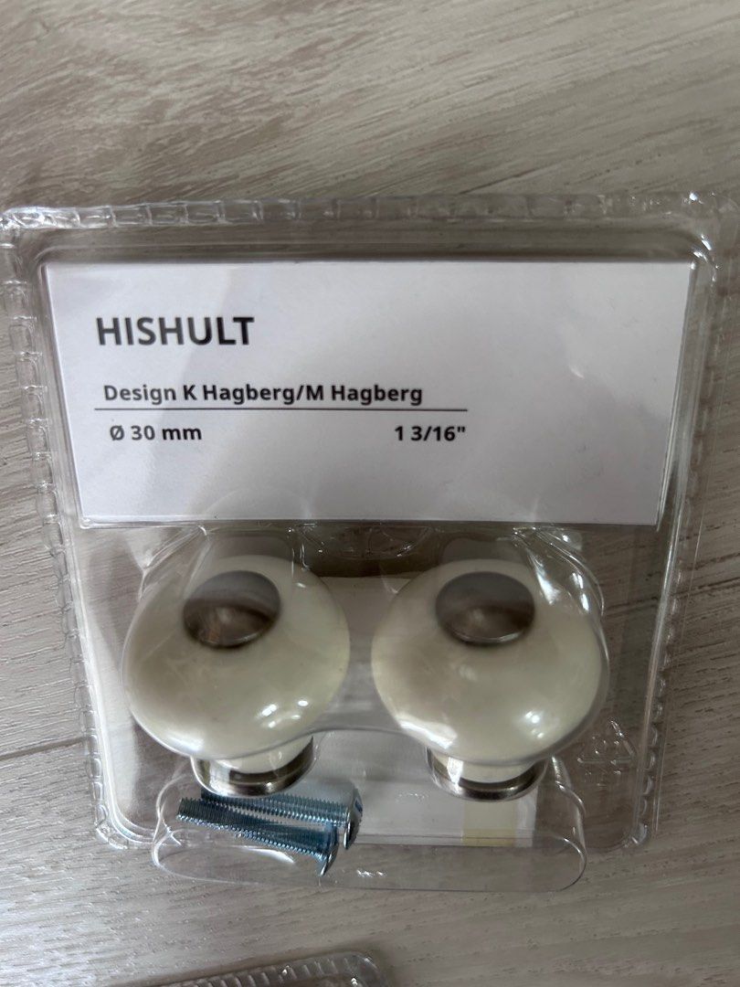 Door knobs (Category: Bathroom & Kitchen Fixtures) located in Singapore. Submitted by ginjewel (Listing ID 1336921630, Image 3). Description: .
