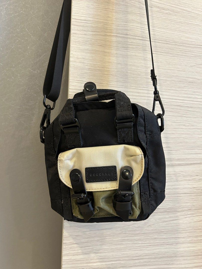 Original Doughnut mini sling bag price negotiable free delivery