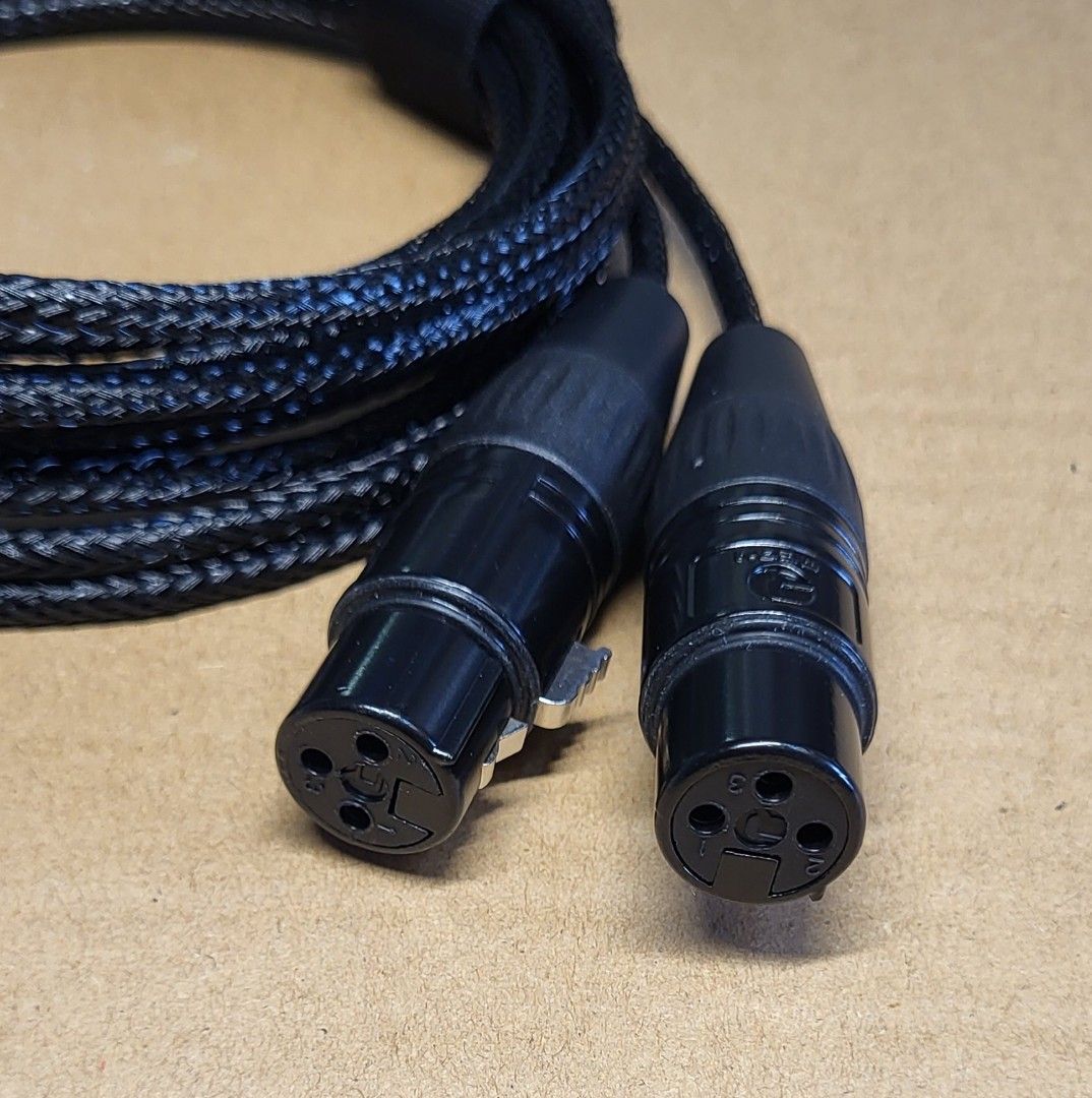 Parallel Xlr Dual XLR female merge to one XLR male, balanced, 2M, 音響器材, 其他音響配件及設備 ...