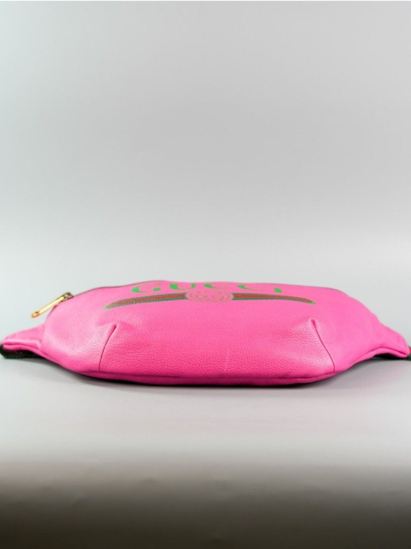 Gucci Logo Bum Bag in Pink Leather