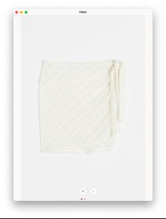(Category: ) located in . Submitted by wardrobe_sync (Listing ID 1336969292, Image 1). Description: .