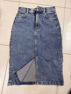 (Category: ) located in . Submitted by bloomretailshop (Listing ID 1337000975, Image 1). Description: .