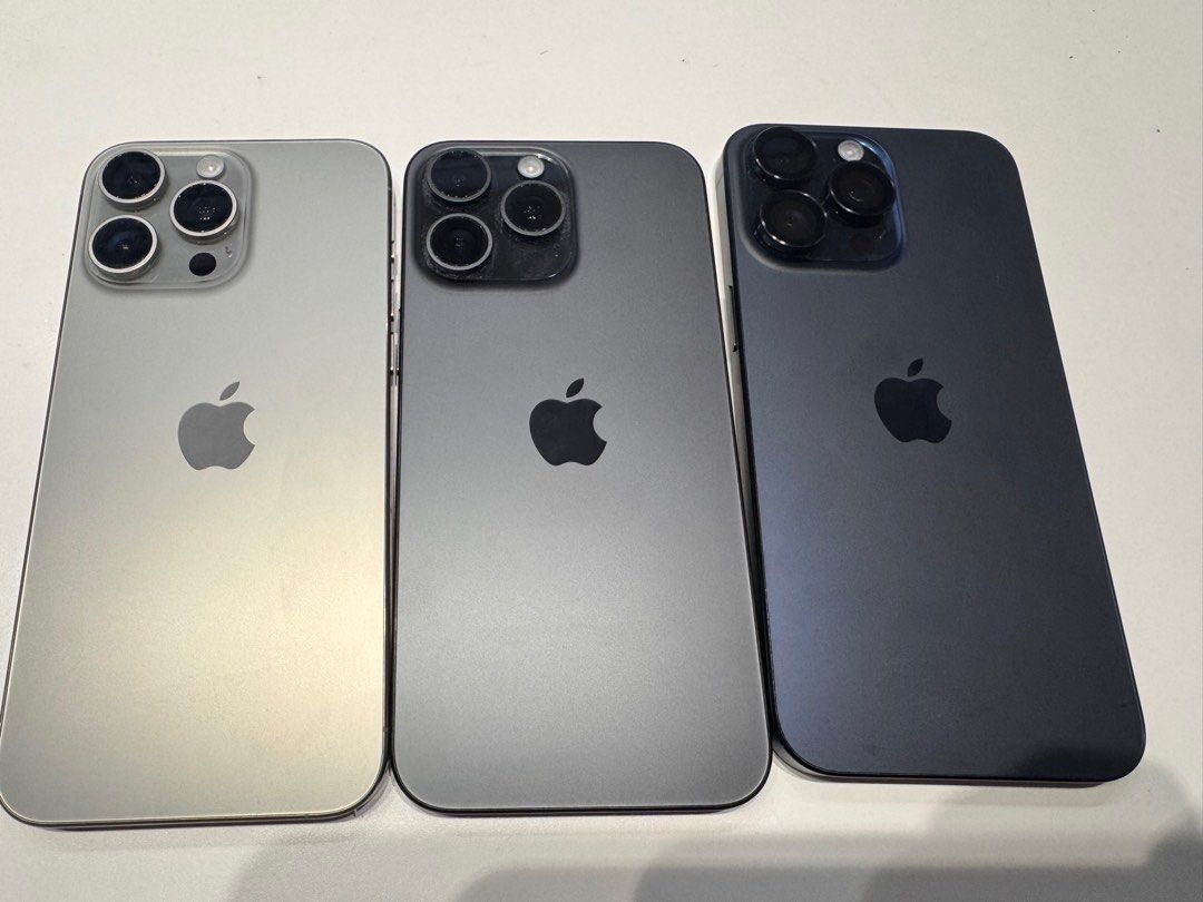 香港版 iPhone15 Pro Max 256GB カメラ音無 最初期版