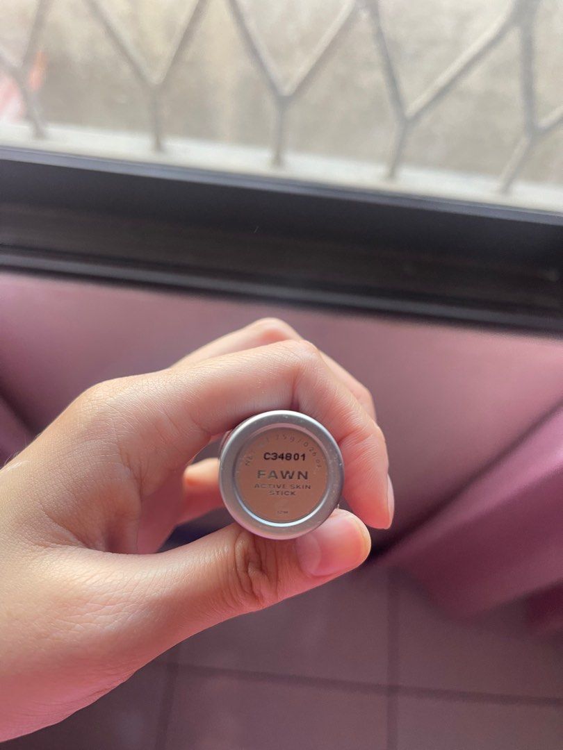Issy Actine Skin stick FAWN (Category: Makeup) located in Danao, Cebu. Submitted by cheyennism (Listing ID 1337009122, Image 2). Description: Used less than 10x Rfs: not my shade 📍Danao city, Cebu 📍Payment first via Gcash then 📍Shipping thru J&T only 📍pick up/meet up for cebu area.