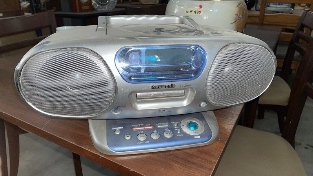 JAPAN PANASONIC LIVE VIRTUALIZER CD / MD AMFM PORTABLE STEREO (Category: Portable Music Players) located in Valenzuela. Submitted by gregferraren (Listing ID 1336930785, Image 1). Description: Japan 120v panasonic Adjustable height angle (Sure buyer) may inquire video/ charged real time delivery or shipping nationwide upon confirming order thru preferred metrobank/ bdo/ gotyme bank/ maya bank payment channels. Issue: small dent due to shipping.
