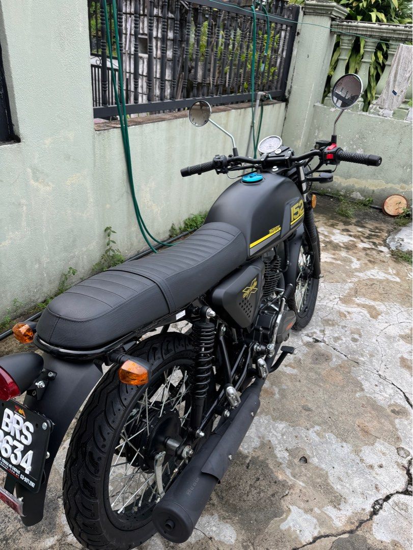 Keeway cafe racer 152, Motorbikes on Carousell