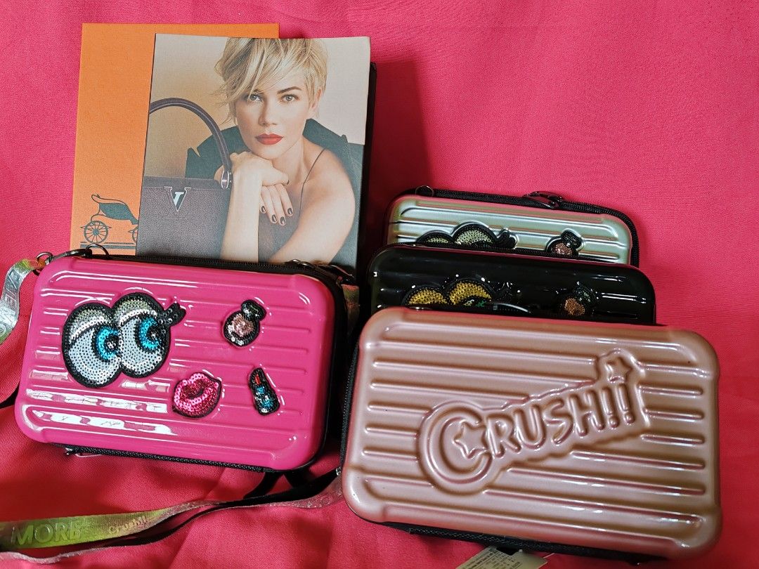 KOREAN CRUSH MINI LUGGAGE MAKE UP BAG (Category: Purses & Pouches) located in Baguio. Submitted by pop_up_items (Listing ID 1336901847, Image 2). Description: KOREAN CRUSH mini Luggage Make Up Bag ✅hard case ✅matibag ✅8" * 5" colors available: 5pink, 4black, 2old rose, 1 silver 👏👏 299 ONLY 👏👏.