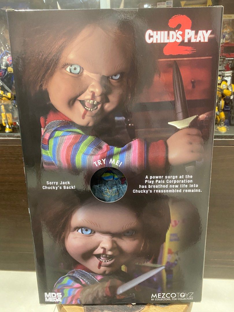 Child's Play: Chucky 15 Inch Talking Mega Scale Figure - View #5