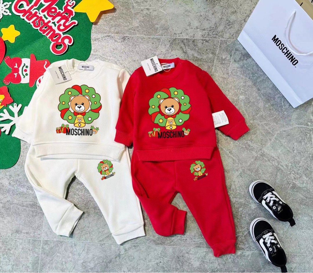 Moschino baby kids 66 110cm Christmas sweatshirt pants set Carousell