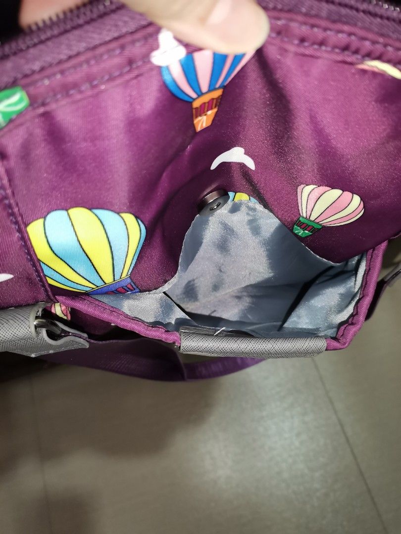 Mummy Nylon Sling Bag (BIG) (Category: Diaper Bags & Wetbags) located in Manila. Submitted by katocampo (Listing ID 1336905783, Image 3). Description: For sale mummy sling bag. used for few months so it is good as new. nylon material so its really easy to wash. Kasha sa mga breast pumps and other baby's stuff you like to put in. Rfs: not using anymore. P250 only Gcash payment only Lalamove ready for pick up or deliver 📍Grace Park Caloocan City.