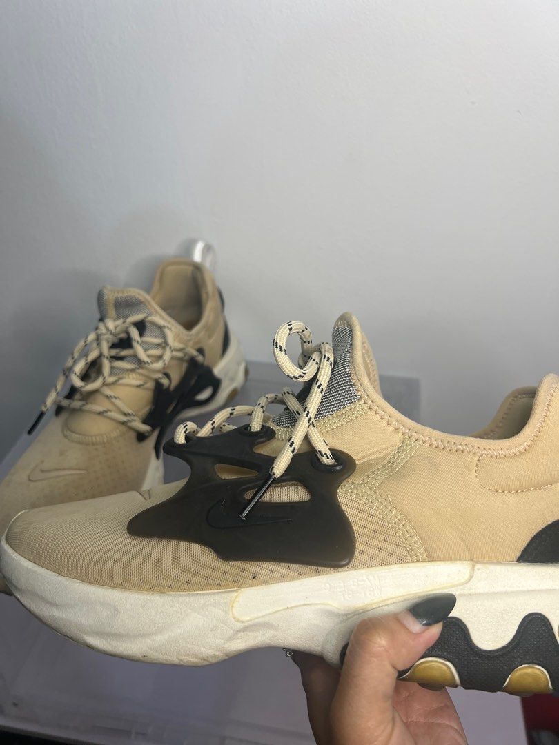 Nike React Presto (Category: Sneakers) located in Malolos. Submitted by hjthriftshop (Listing ID 1337030307, Image 2). Description: Good condition! Need lang iglue yung part sa 2nd pic (no box included).