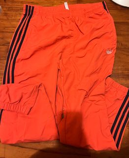 (Category: ) located in . Submitted by slipperyslipper (Listing ID 1336944884, Image 1). Description: .