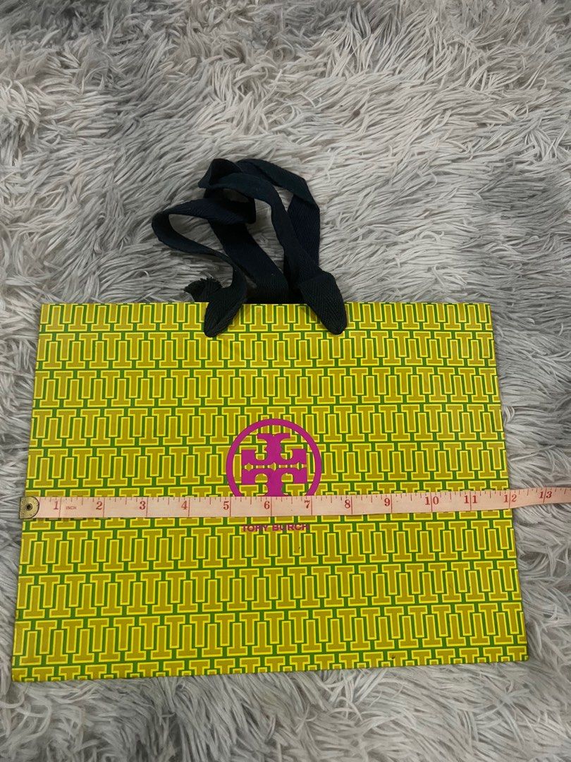 Original Tory Burch Paper Bag (Category: Luxury Bags & Wallets) located in Quezon City. Submitted by tangled8 (Listing ID 1336955815, Image 1). Description: .