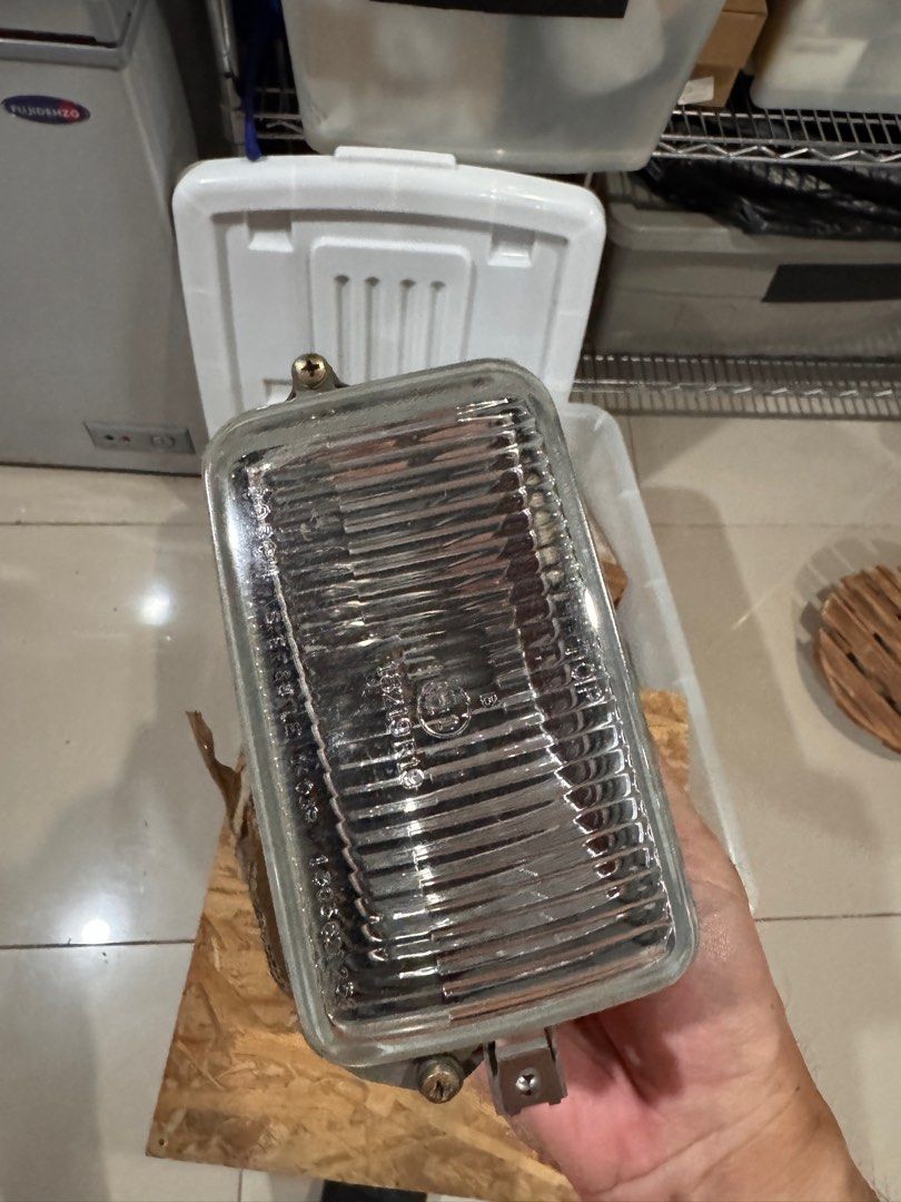Porsche 964 foglamps (Category: Lightings, Horns, and other Electrical Parts and Accessories) located in Muntinlupa City. Submitted by daimler (Listing ID 1336880428, Image 2). Description: Porsche 964 us version foglamps Good as brand new 35k pair 📱09176258168 Brand new price $700 usd per pc plus shipping and tax.
