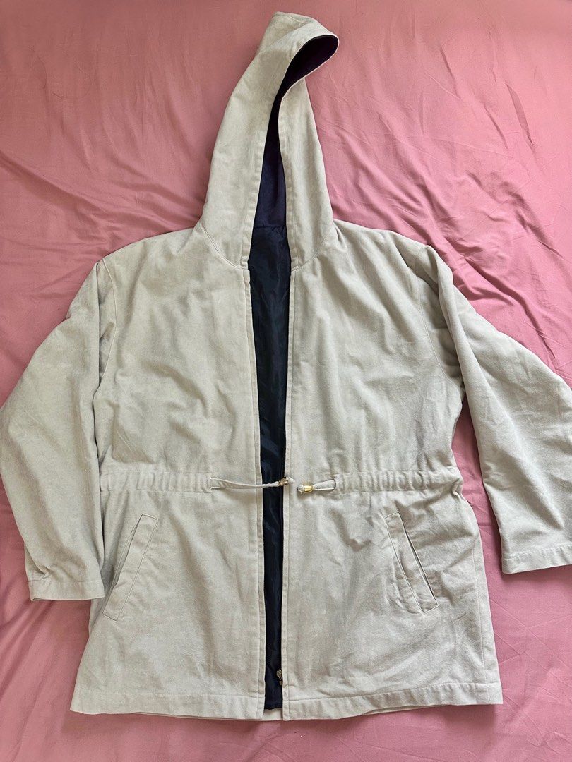 Pre-loved Coat Light Beige with Hood (Category: Coats, Jackets and Outerwear) located in Quezon City. Submitted by trishystuff (Listing ID 1336959279, Image 1). Description: Pre-Loved. Perfect for Autumn, Winter, Spring! Disclaimer: Color might be slightly different from actual due to camera/screen settings. About the item: -fits small to large frame - with hood and with pocket - broken zipper (as shown in the photo) but still can be closed by th