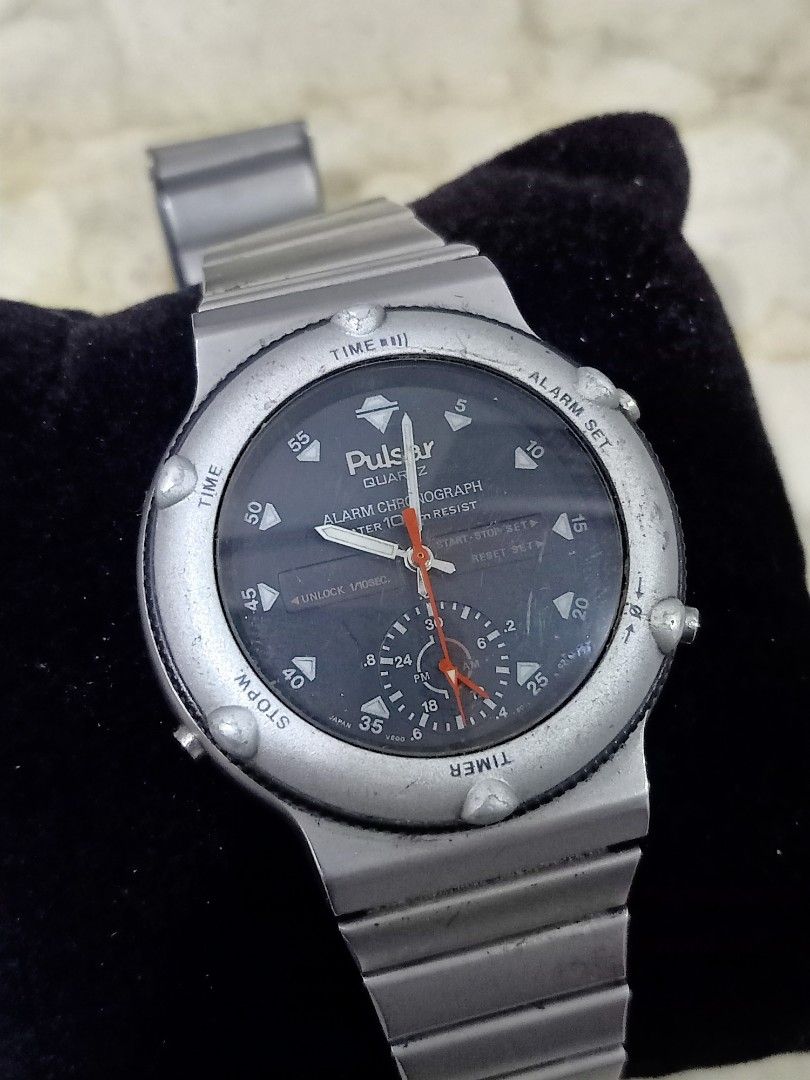 Pulsar vintage Quartz Men s Fashion Watches Accessories Watches on Carousell