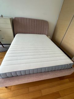 (Category: ) located in . Submitted by chouchou999 (Listing ID 1336978642, Image 1). Description: .